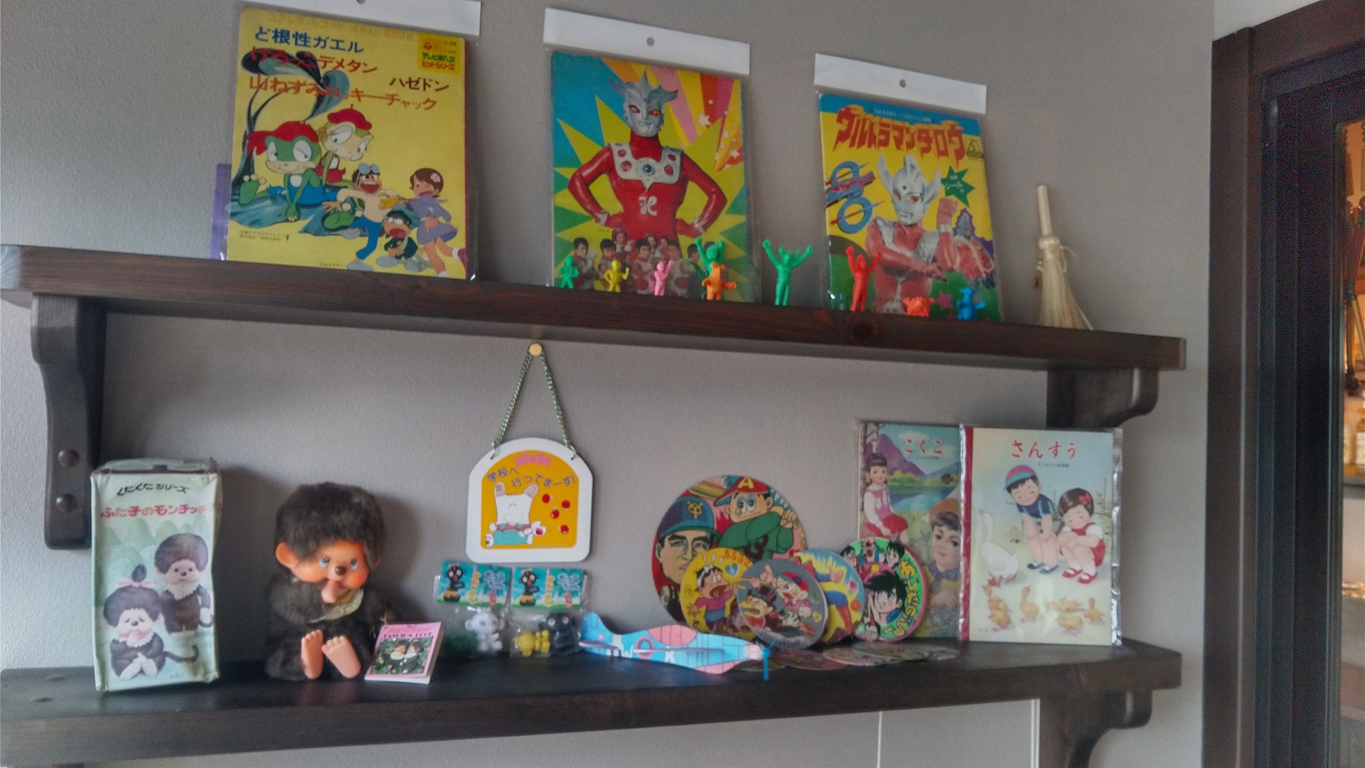 れとろかふぇ　とわ店内