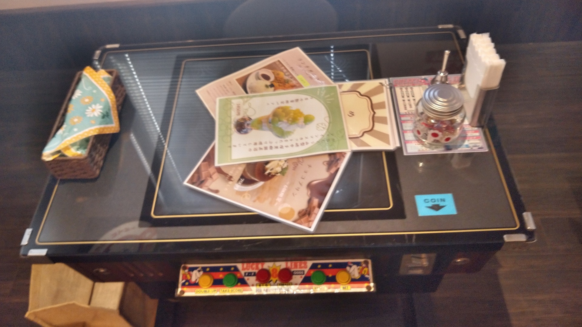 ゲームテーブル